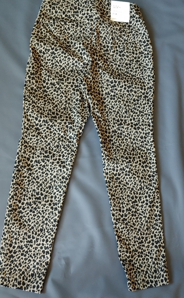 A New Day Leopard,Animal print High rise Skinny leg Cropped Ankle Flat front 2 - Picture 2 of 6